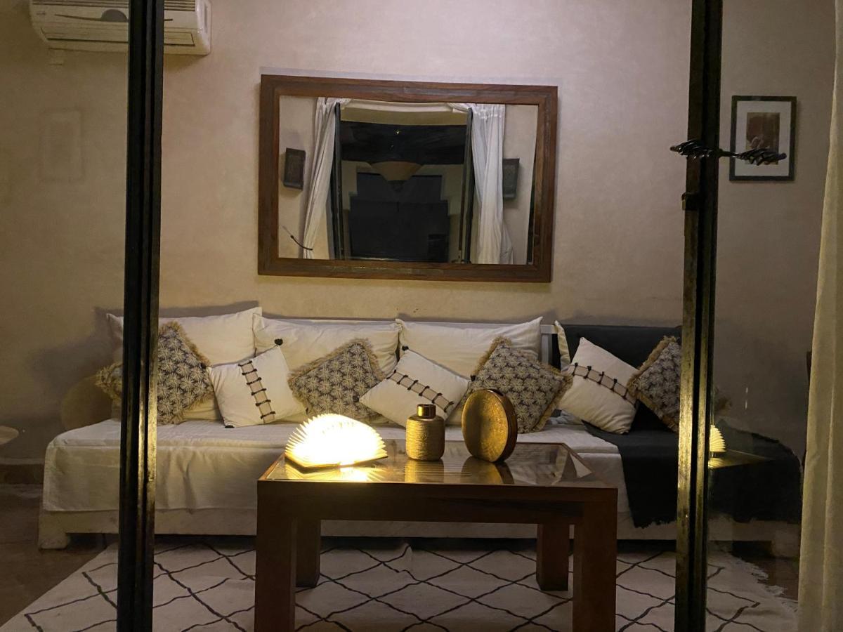 Magnifique Riad dans la médina Marrakesh Extérieur photo